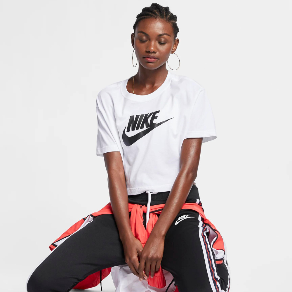 Sportswear Essential Women's Cropped T-Shirt