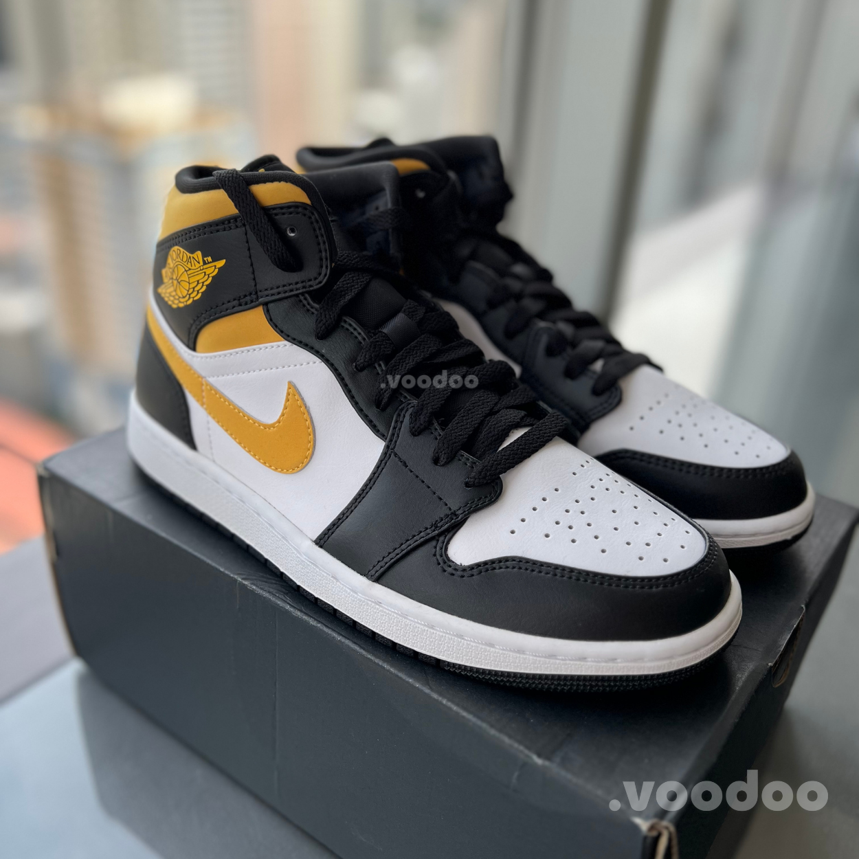 Air Jordan 1 Mid (M) | POLLEN BLACK