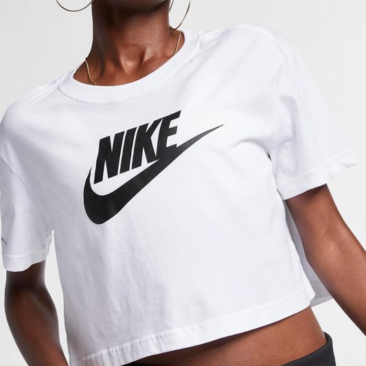 Sportswear Essential Women's Cropped T-Shirt